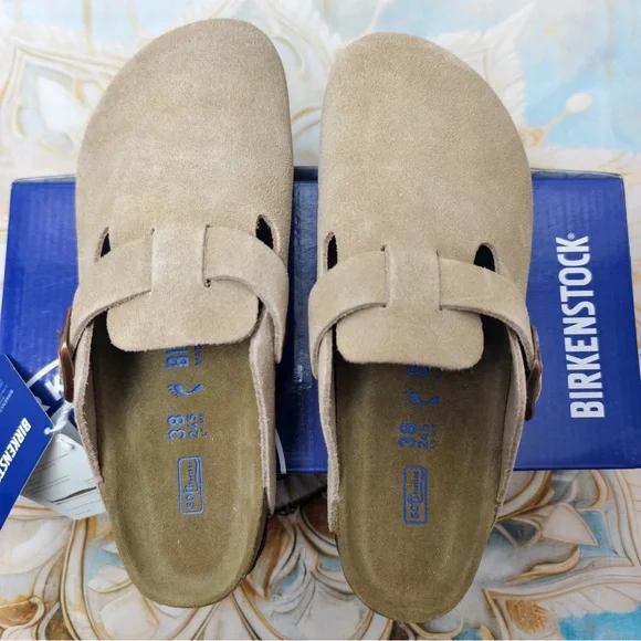 Women's Latte Cream Suede Birkenstock Boston Shoes - Narrow Fit - Picture 1 of 5